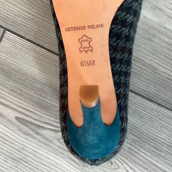 Caylee Blue Wool Pointed Toe Bow Heel Shoes‎ - Picture 8 of 8